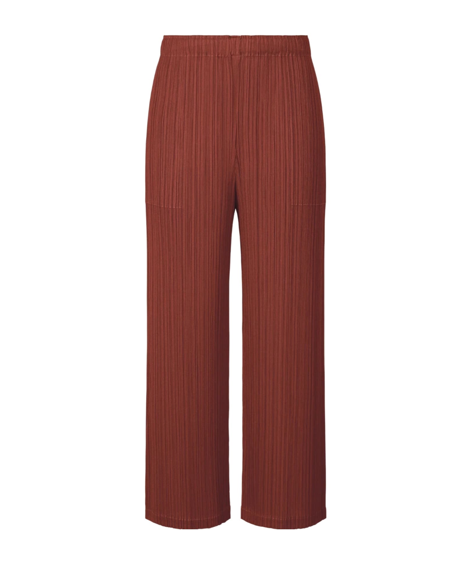 pleated trousers