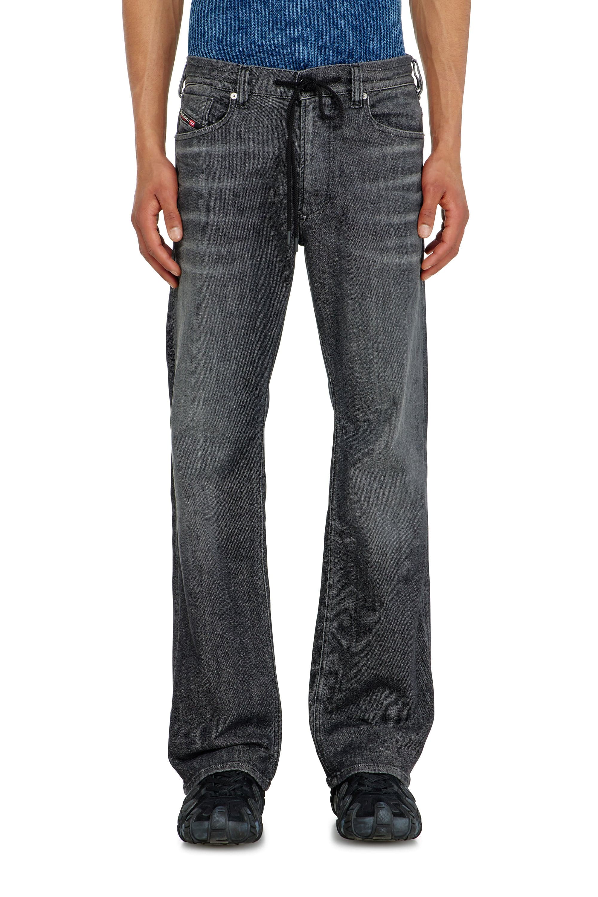 Diesel - Relaxed Regular Waist 2080 D-Reel Joggjeans - Jeans - Man - Black