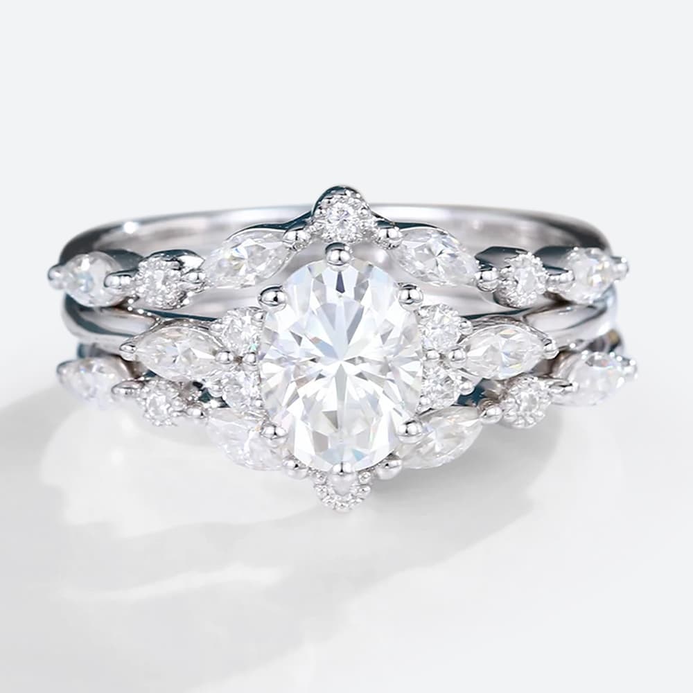 1.5ct Colorless VS+ Oval Cut Lab Grown Diamond Vintage 6-Prong Wedding Rings Set in White Gold