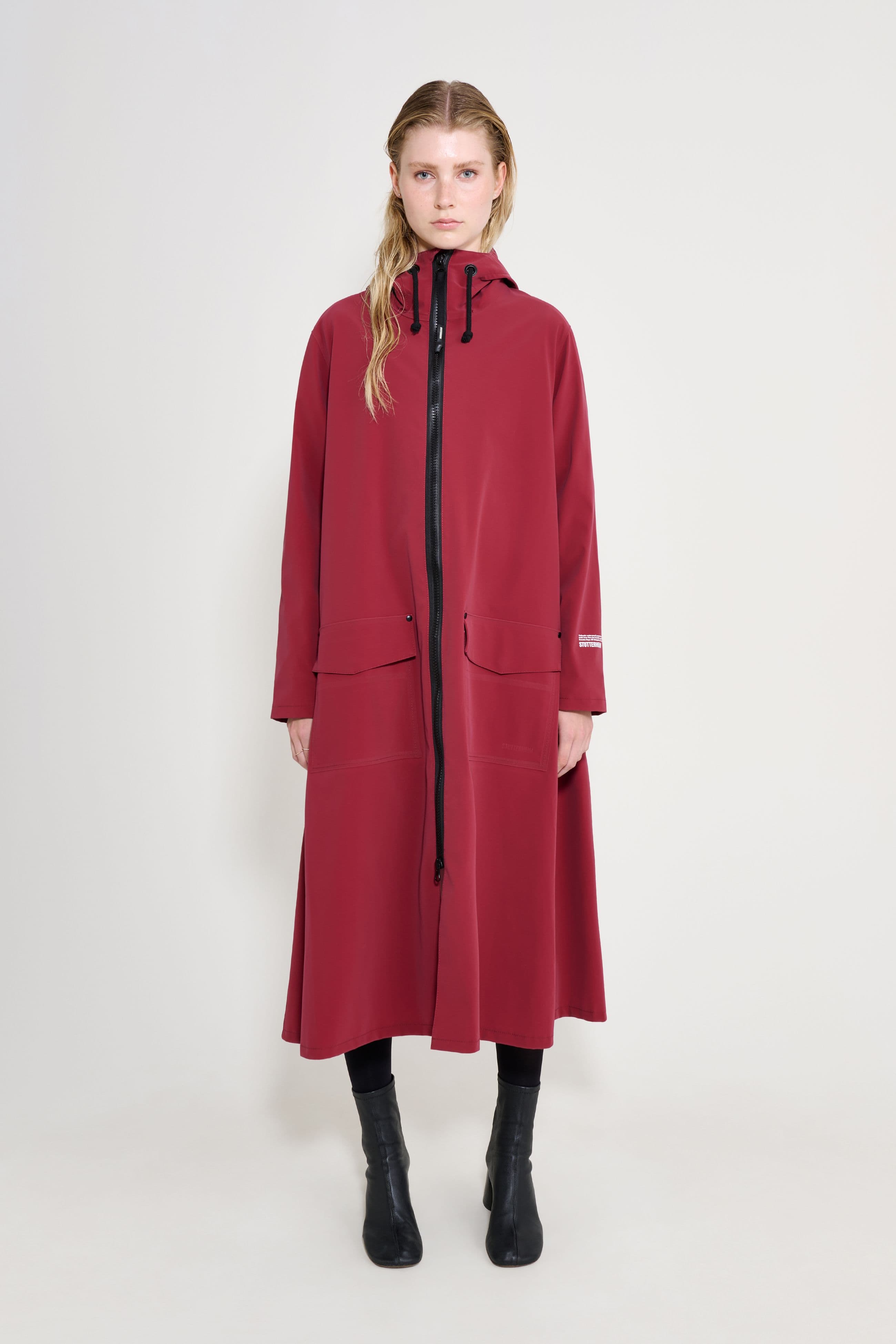 Mosebacke Long Patch Raincoat Burgundy